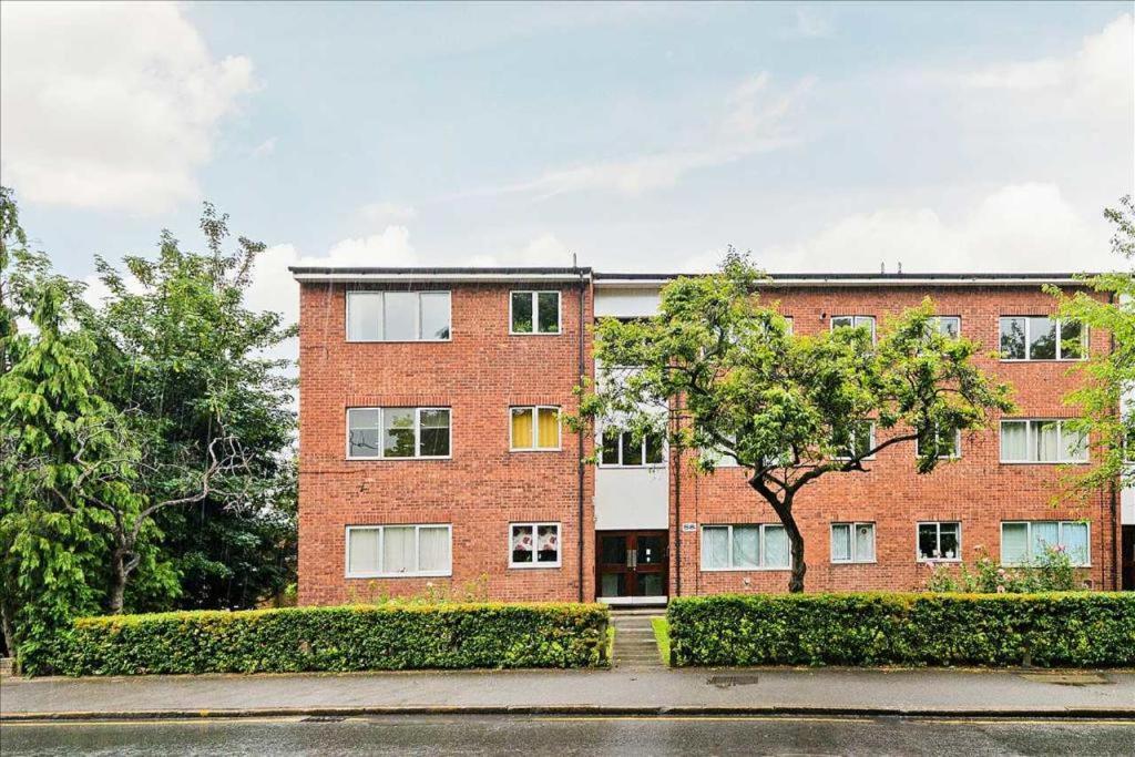 Lovely Studio Flat In Wimbledon W/ Free Parking London Exterior foto